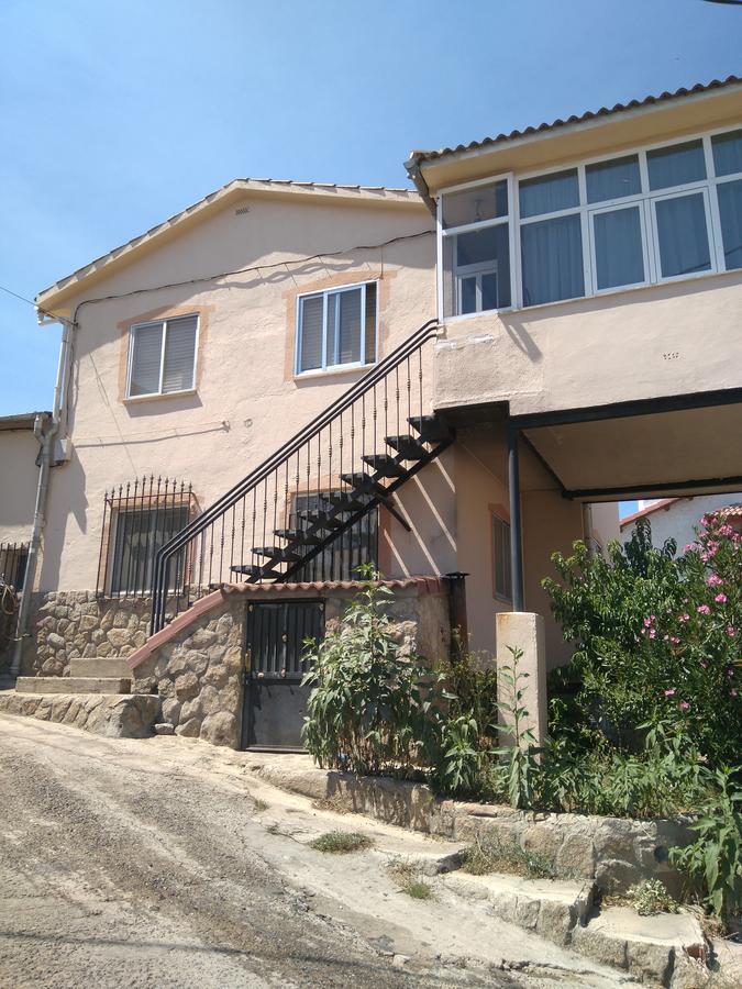 El Mirador Apartment Burgohondo Exterior photo